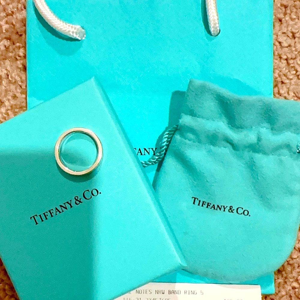 Tiffany notes address sterling silver ring size 5
